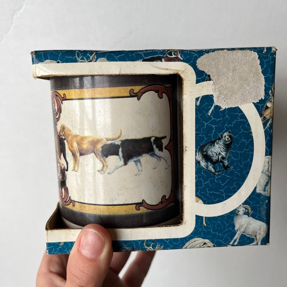 3/$30 🌟 2002 Hunting Dog Coffee Mug with Wildlife Design - Picture 2 of 6